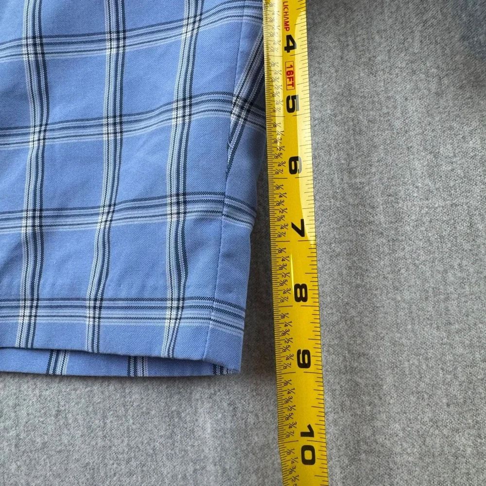 IZOD Golf Shorts Mens 34 Blue Plaid Flat Front Performance Stretch Casual